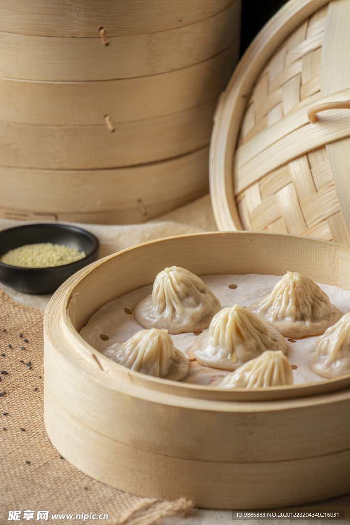 小笼汤包