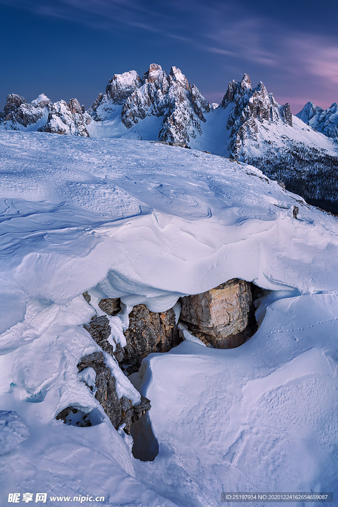 雪山