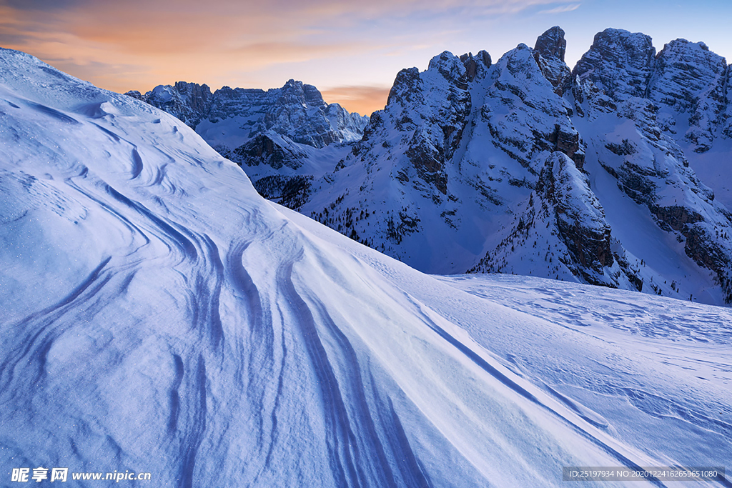 雪山