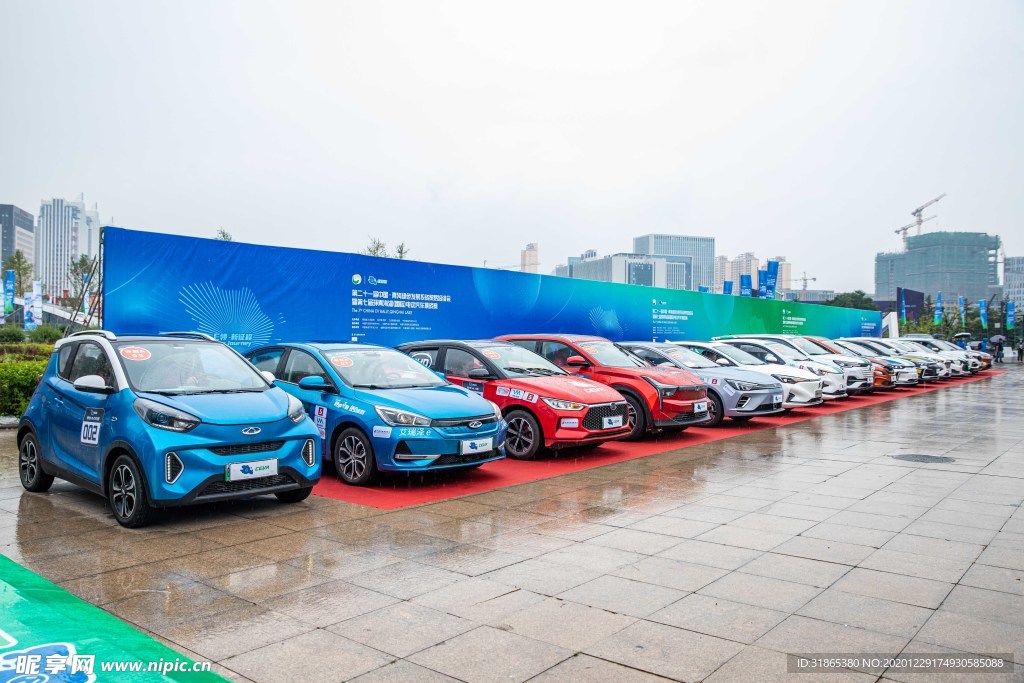 汽车 外景 配图 美景 环青赛