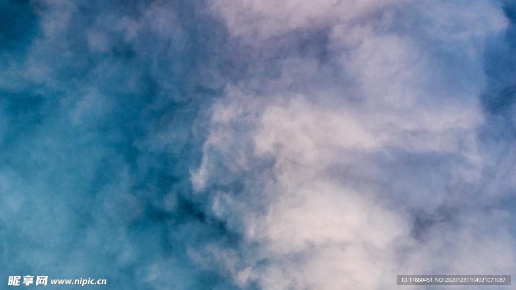 天空