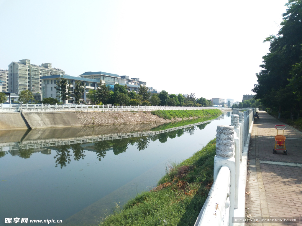 清新自然城市