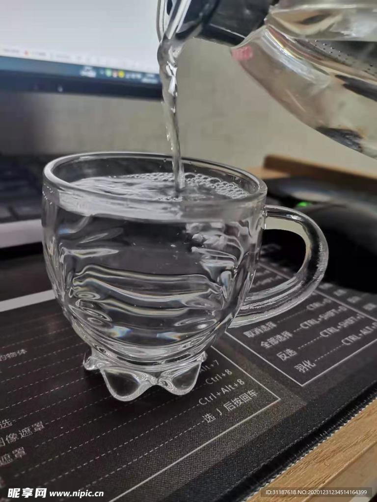 水晶杯