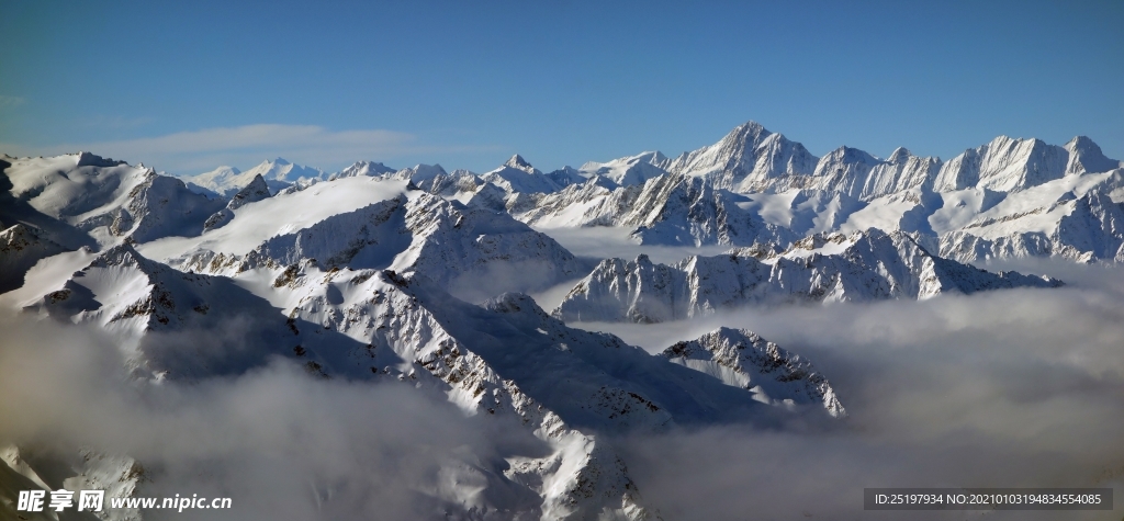 雪山 山峰