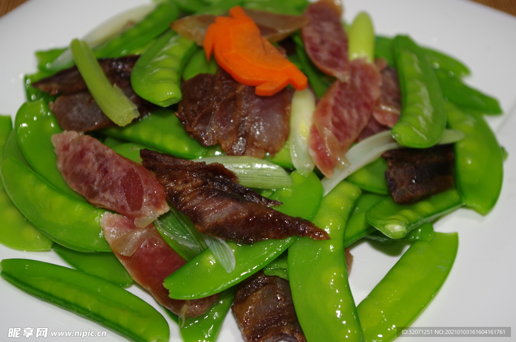 荷兰豆炒腊味