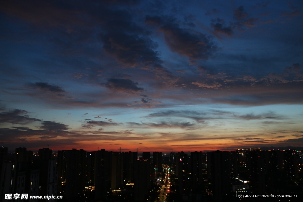 夜幕来临