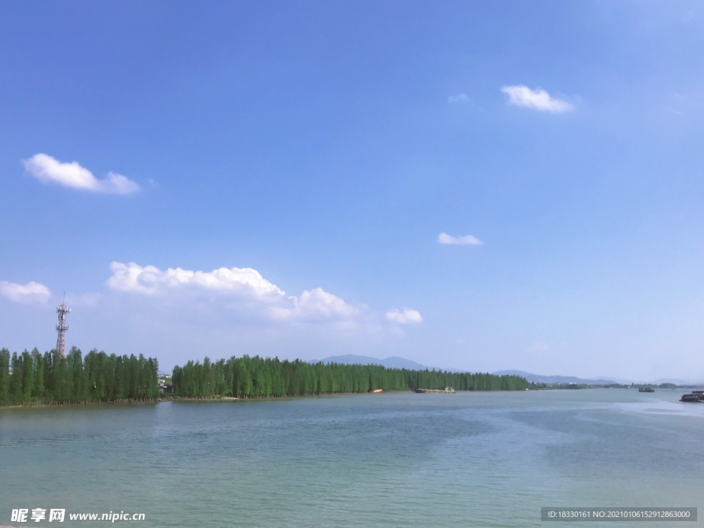 河堤