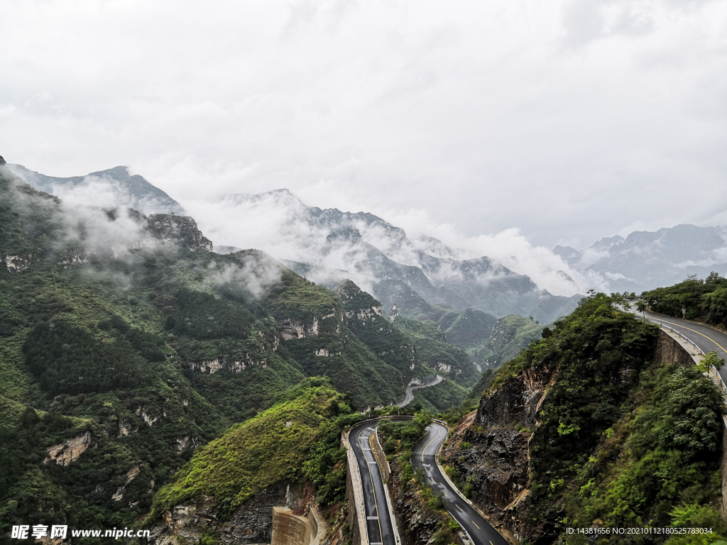 云山 风景图