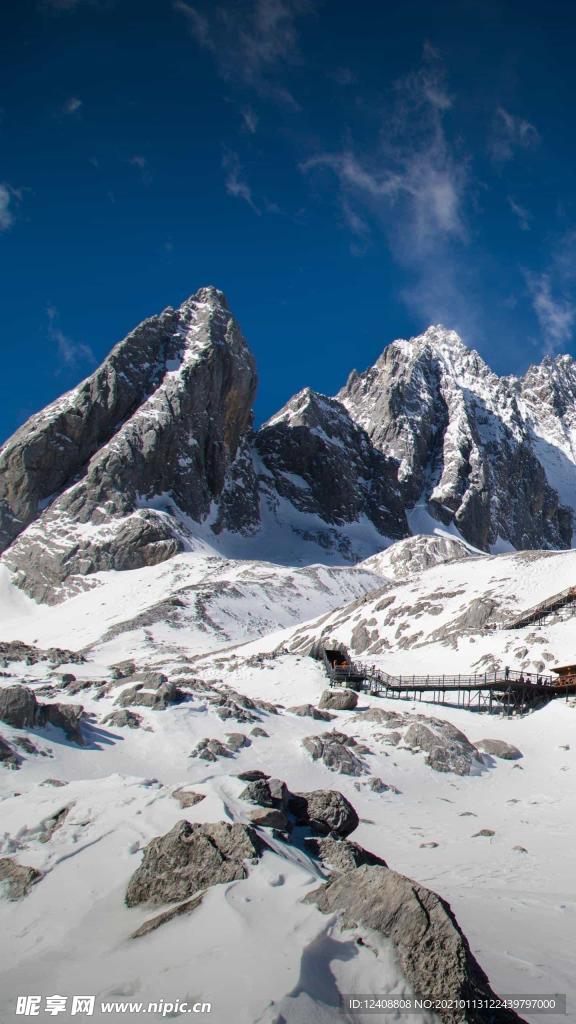 雪山