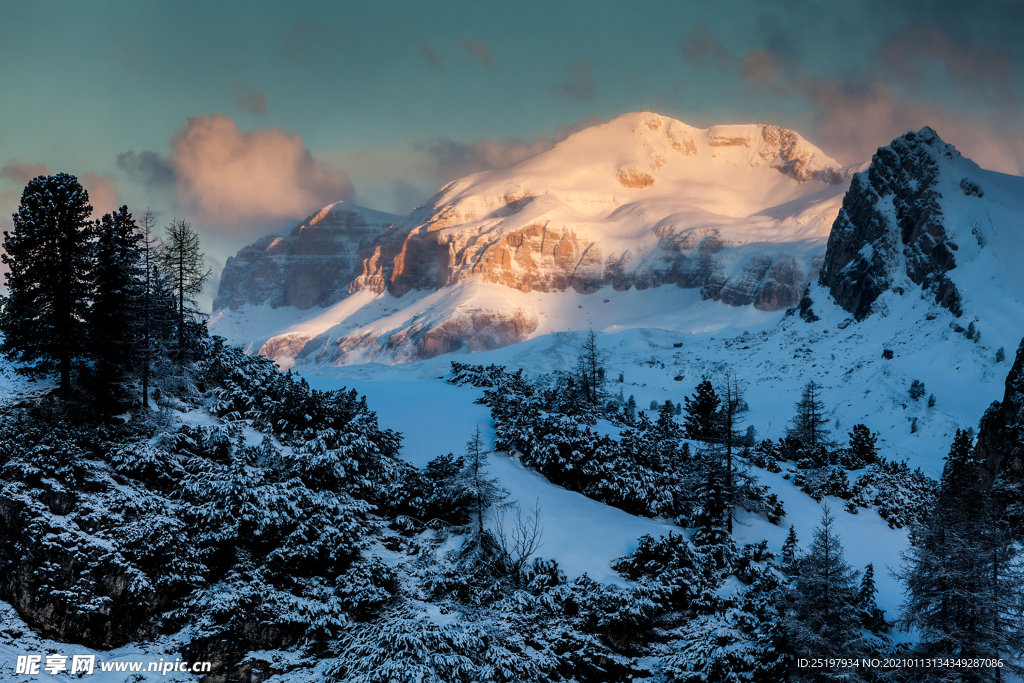 雪山