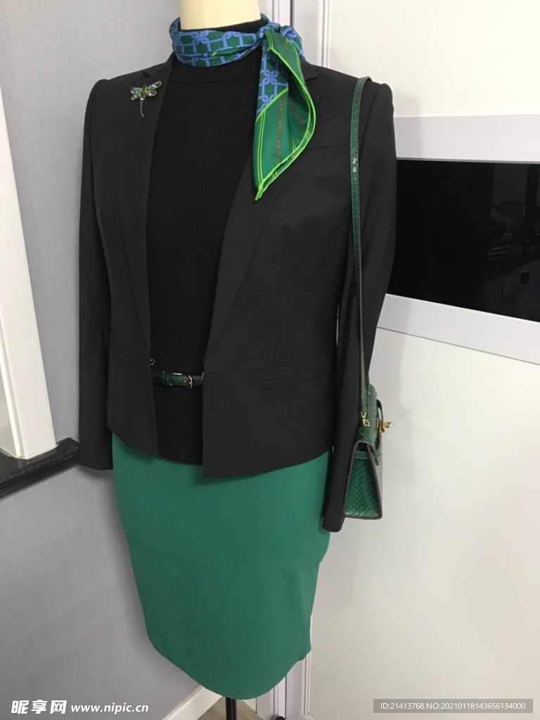 精品服饰穿搭