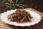 肉干炒茶树菇