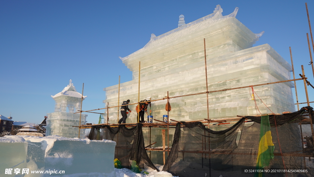 冰雪雕塑建设