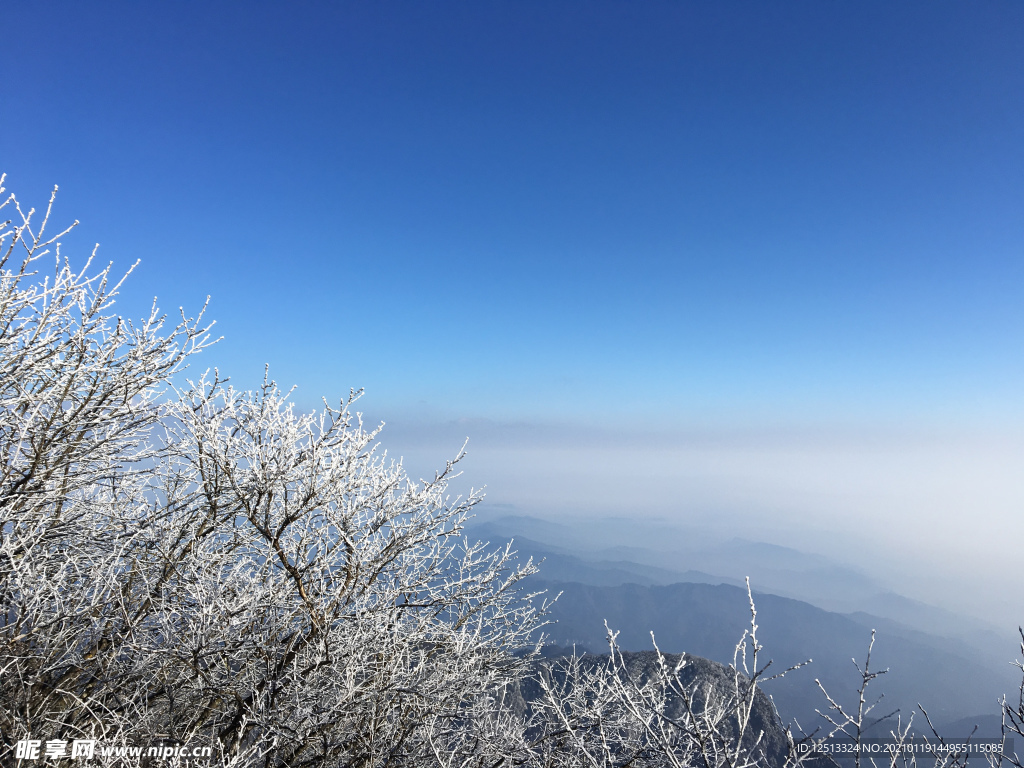 峨眉山