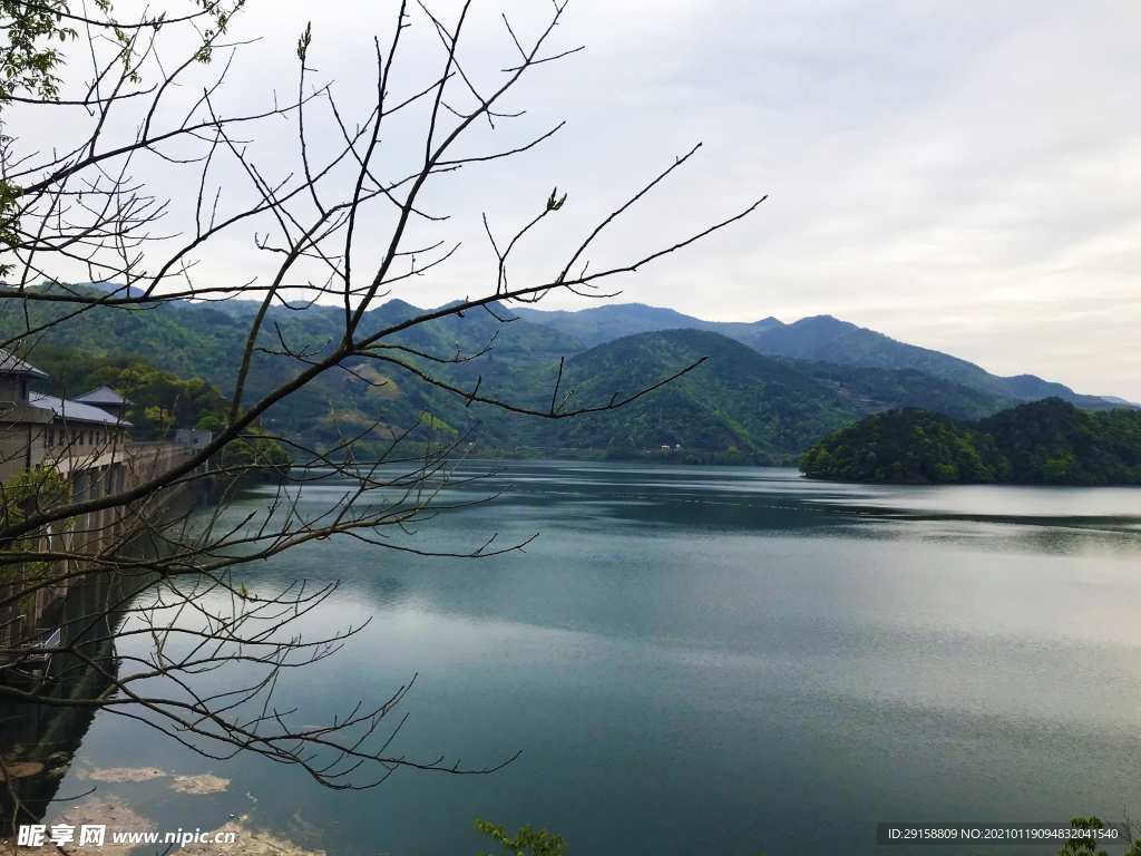 湖景