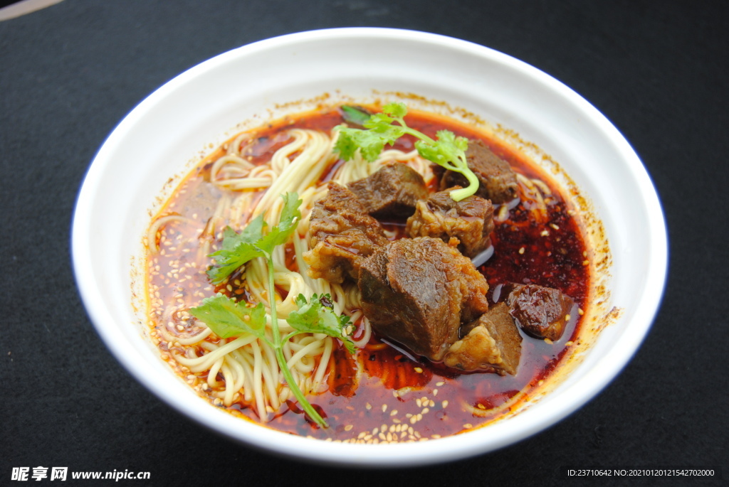 红烧牛肉面