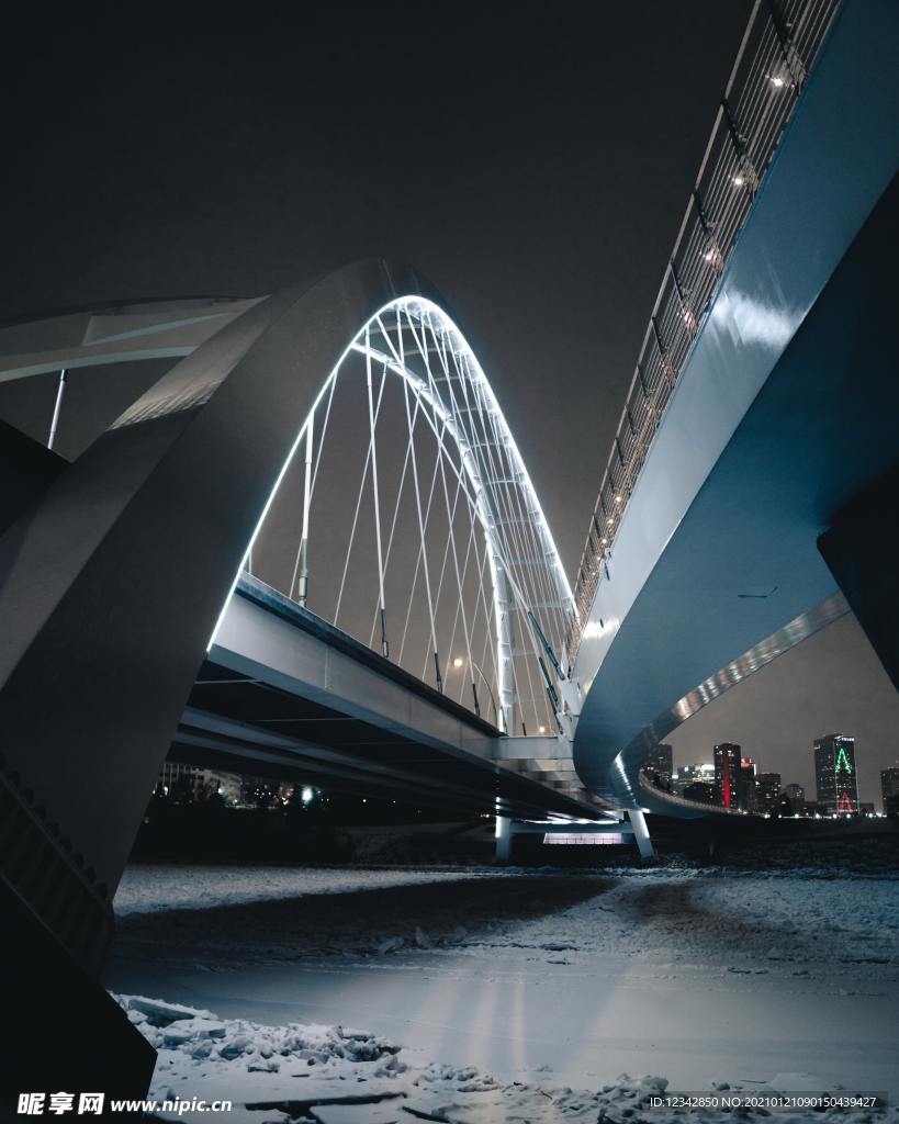 大桥夜景