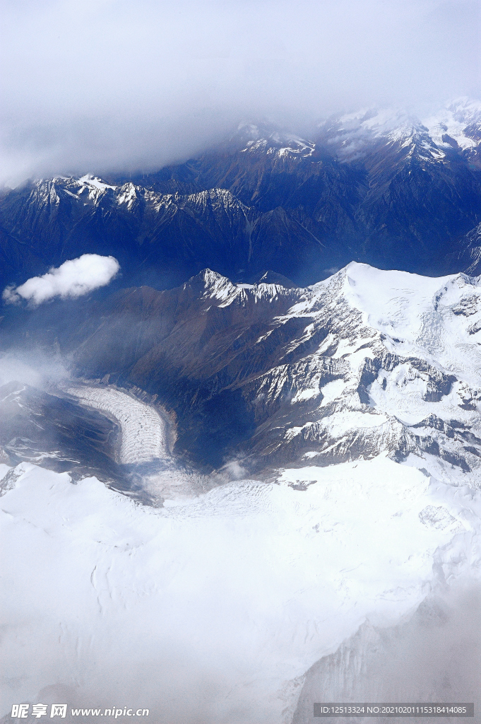 高原雪山