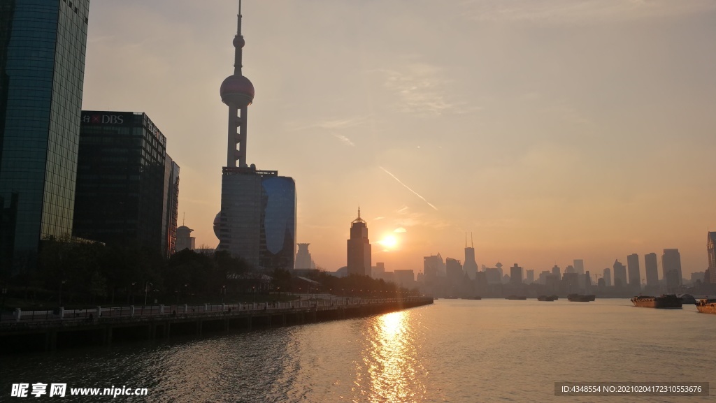 上海黄浦江