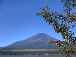 深秋的富士山