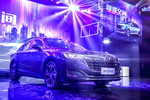 汽车 外景 配图 环保 节能
