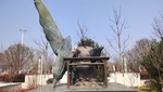 槲叶作书雕塑