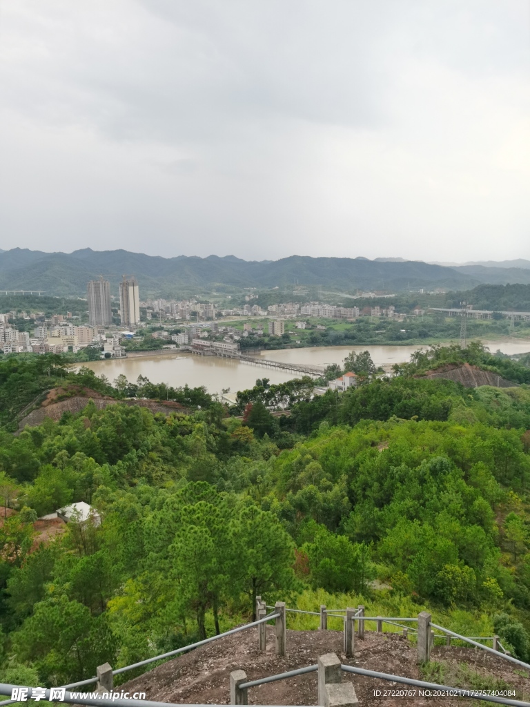 丘陵山地 登山 江河