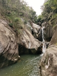 森林峡谷 瀑布潭水