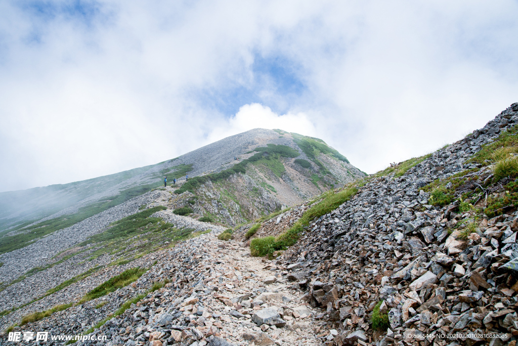 山