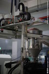 注塑加料
