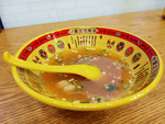 瓷碗