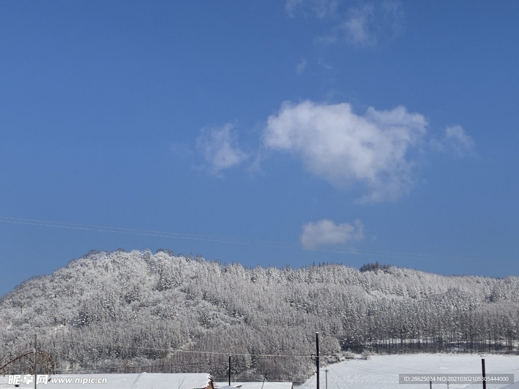 雪景 蓝天 白云