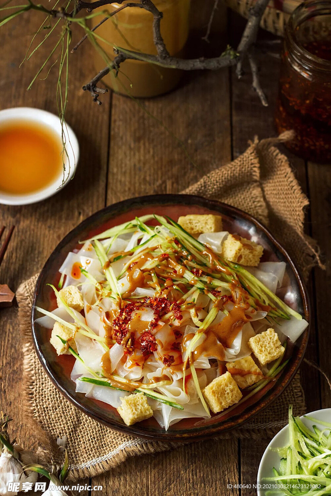 凉皮两面美食