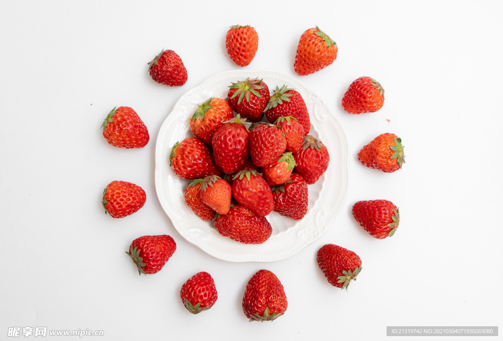 创意草莓摄影图