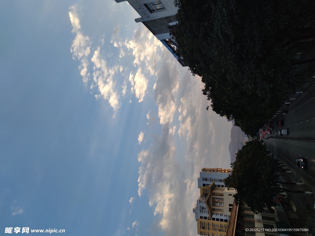 天空