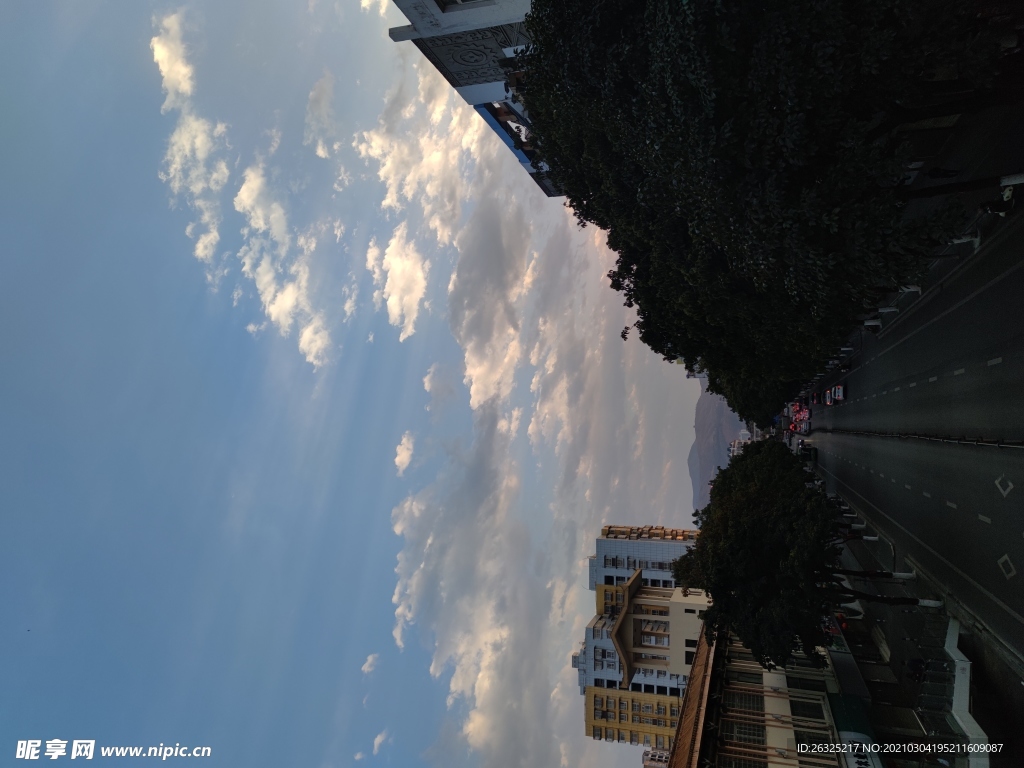 天空