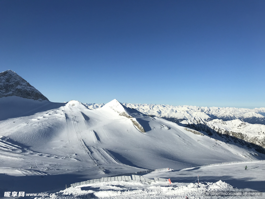 雪山