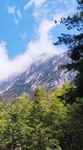 云绕山顶