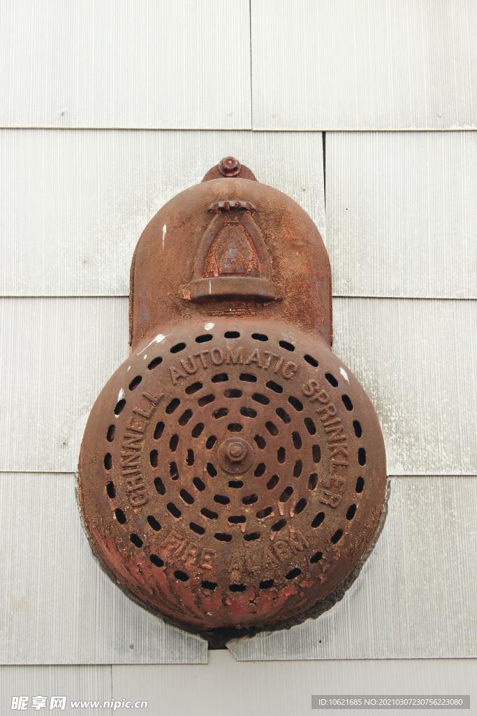 金属