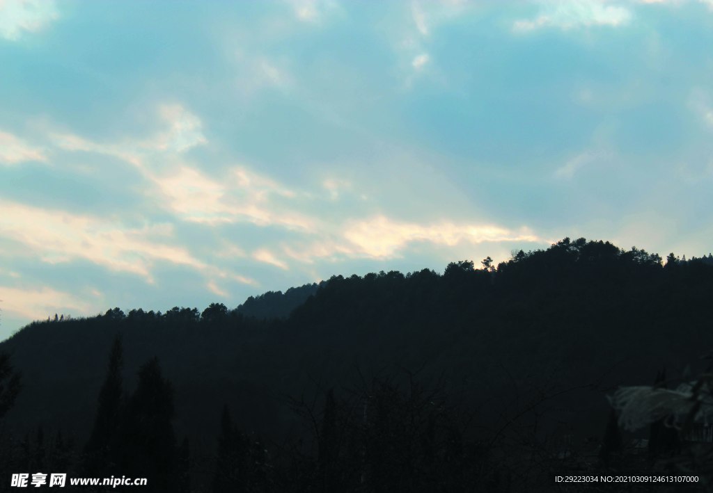 天空 云霞