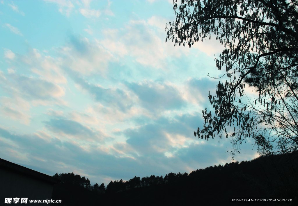天空