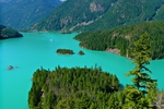 春季山水景观