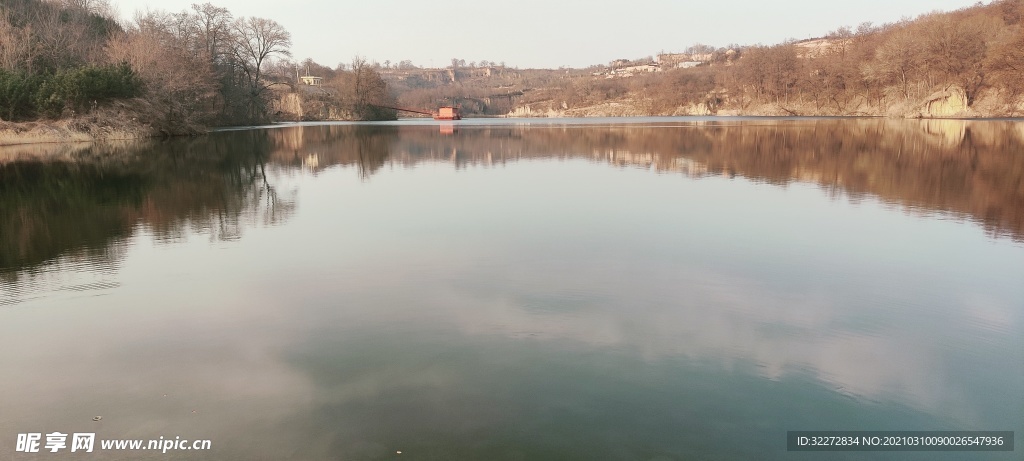 水库