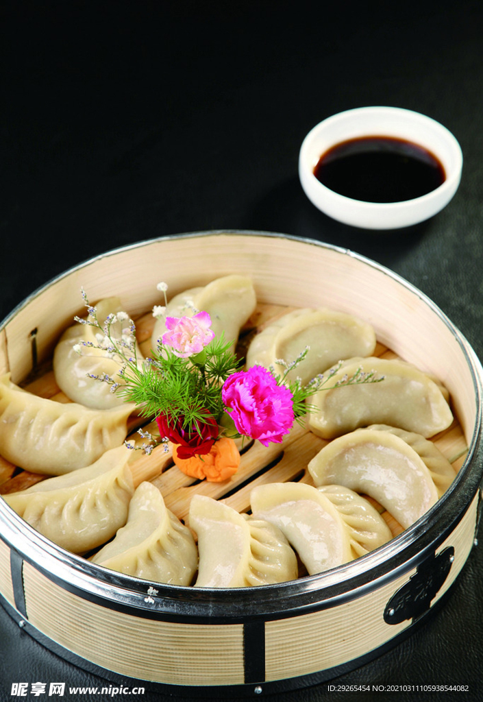 包饺子