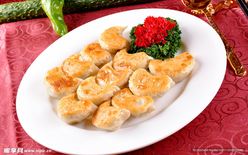 包饺子