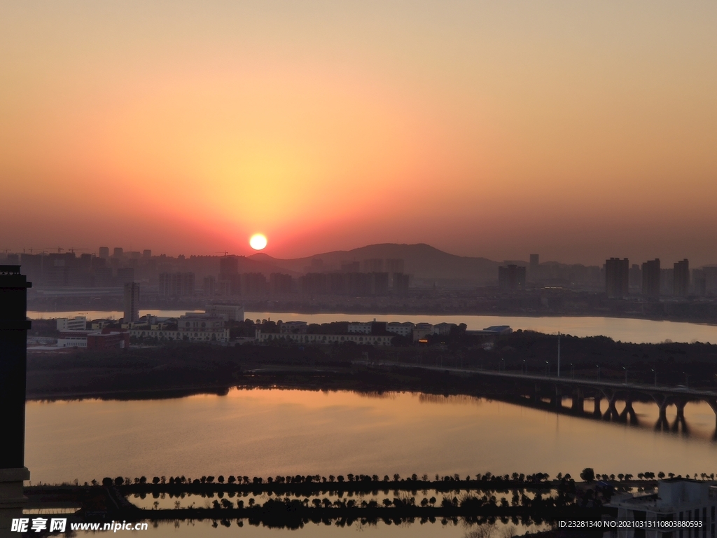 夕阳