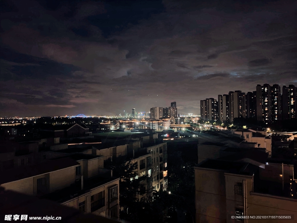 夜明
