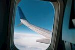 飞机窗户飞机玻璃图片