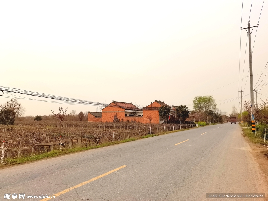 美丽的乡村道路风景