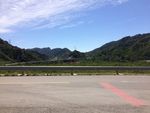 蓝天白云青山道路